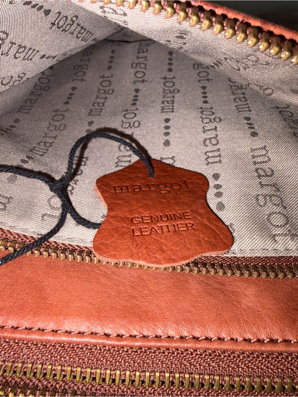 Margot New York Leather Peyton Crossbody Bag - Picture 3 of 4